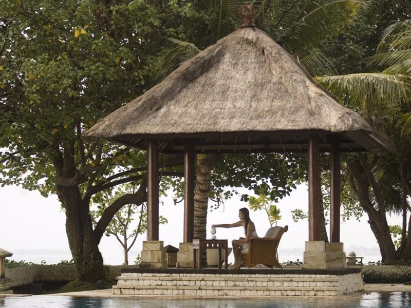 Patra Jasa Bali Resort & Villas - Lady having tea in privacy