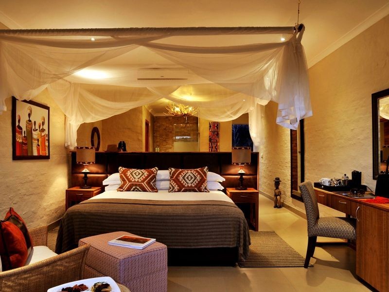 Victoria Falls Safari Lodge, Zimbabwe - Standard lodge room