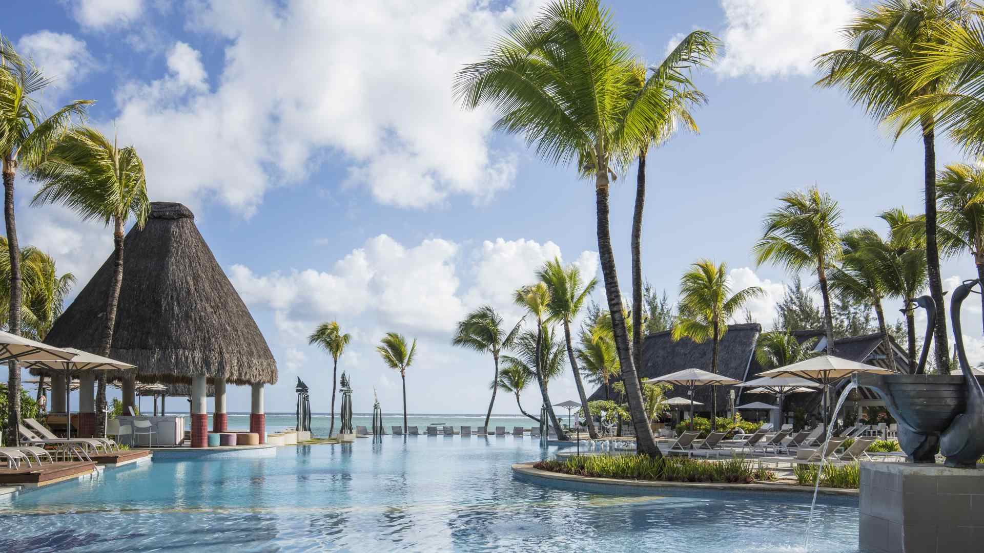 Just Honeymoons | Ambre a Sun Resort, Mauritius mainpool