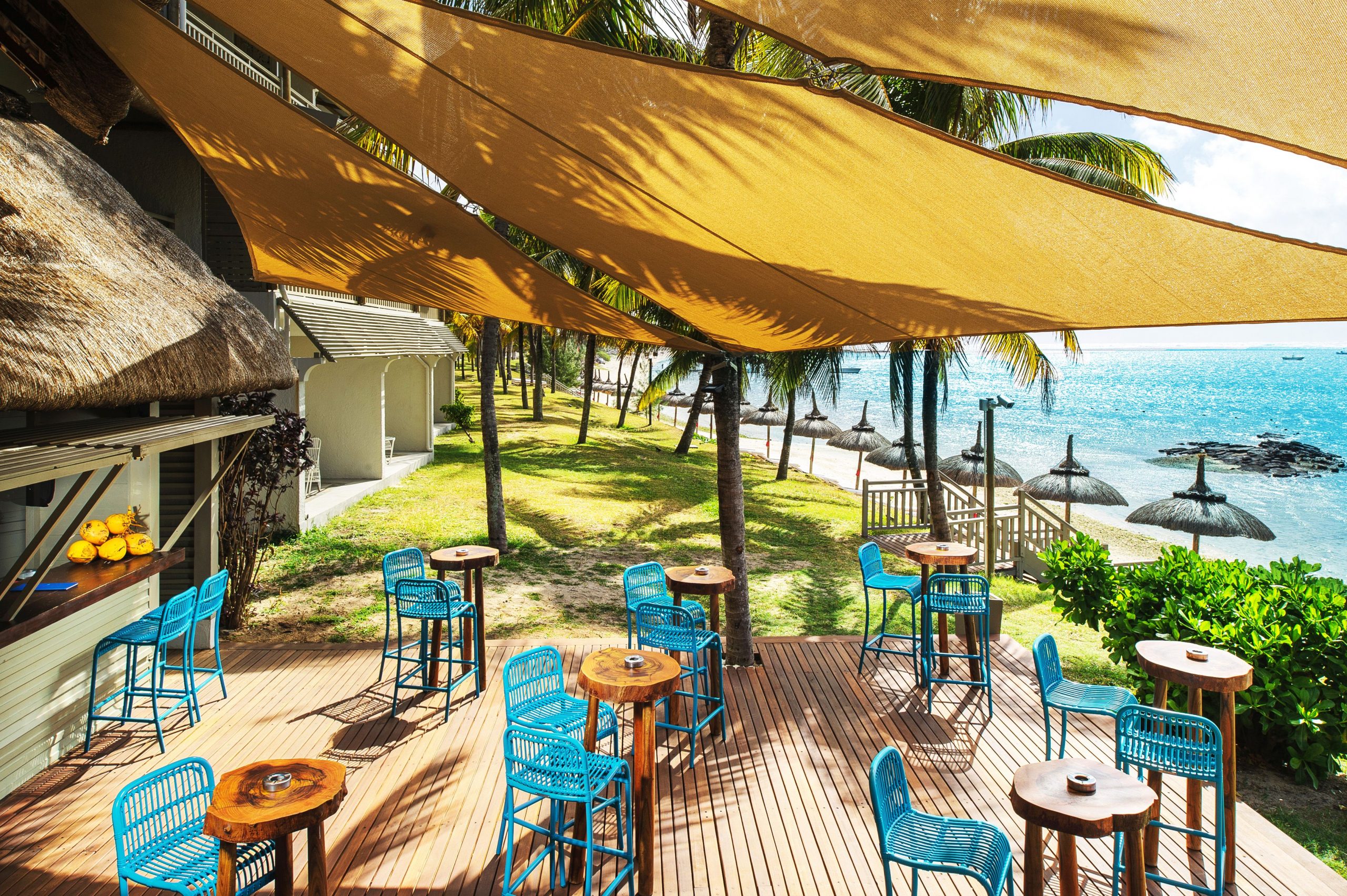 Solana beach resort Mauritius beach restaurant