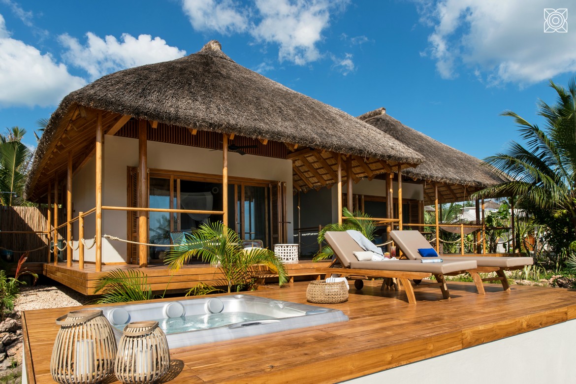 Just Honeymoons - Zuri Zanzibar Ocean front suite
