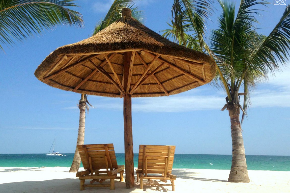 Just Honeymoons - Zuri Zanzibar Beach Lounger