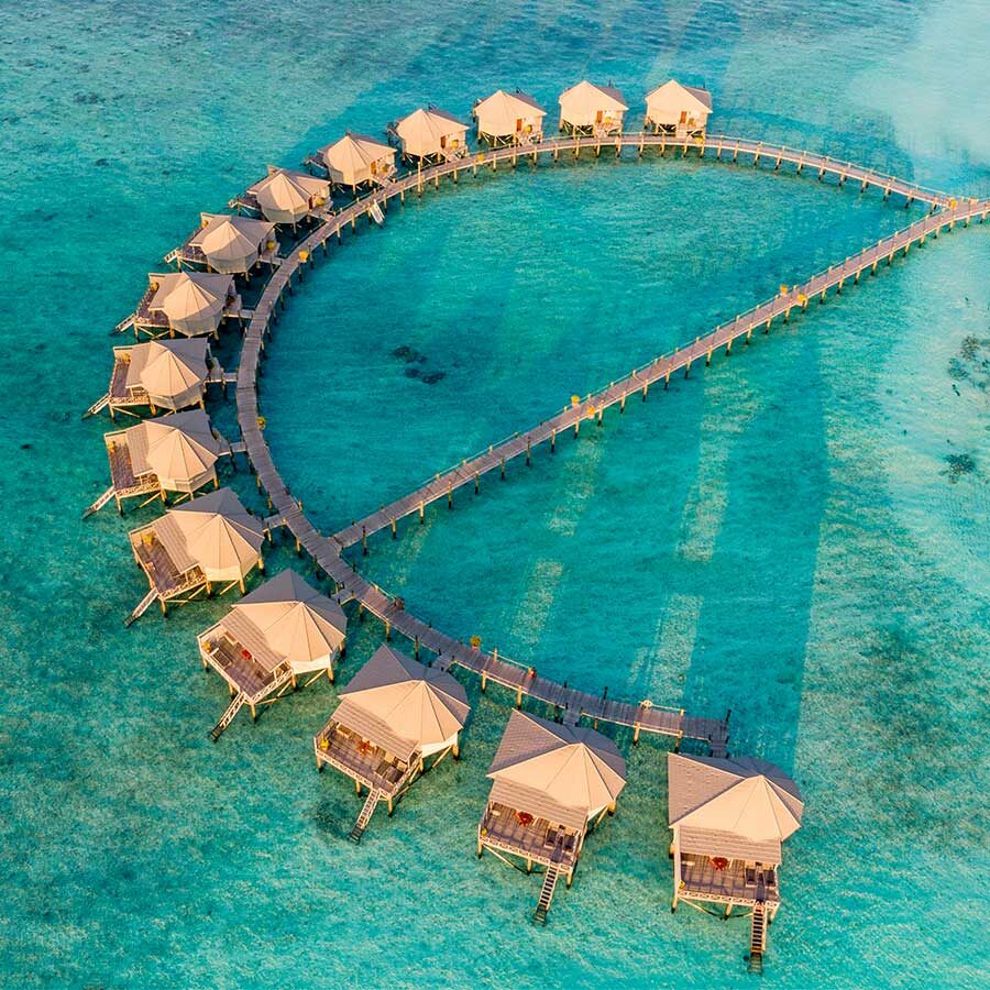 Just_Honeymoons_Komandoo_Island_Resort_water_villa_aerial