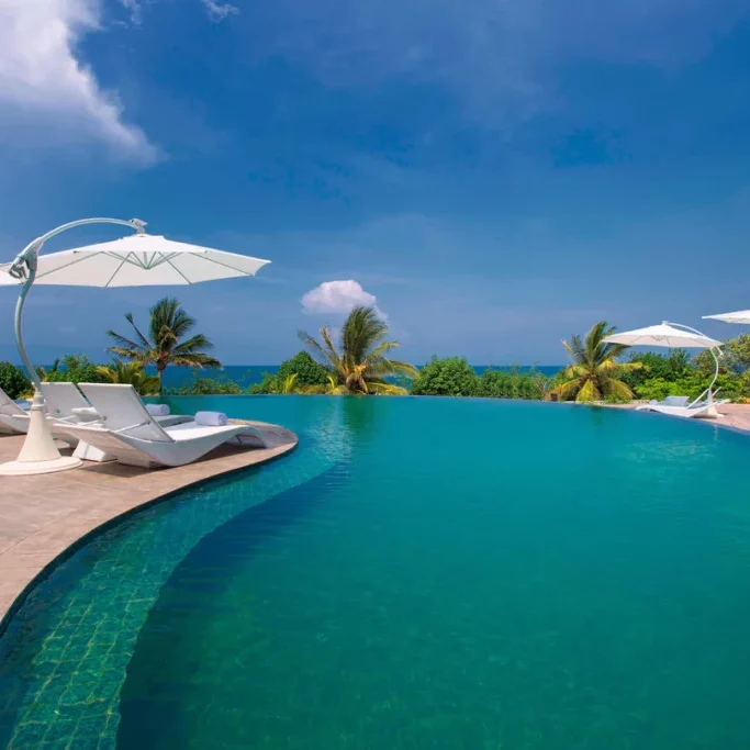 Sheraton Bali Kuta Resort infinity pool (2)